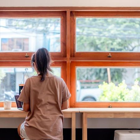Socialer Coliving & Coworking Space Chiang Mai Exteriör bild
